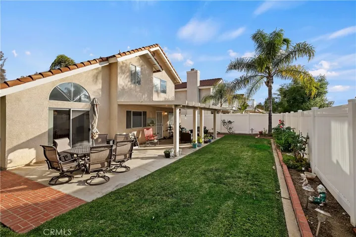 39487 Crystal Lake Court, Murrieta, California 92562