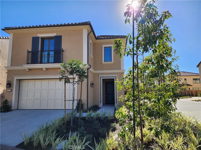 108 Artista, Irvine, California 92602