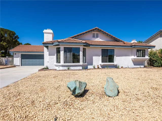 14800 Kent Lane, Helendale, California 92342