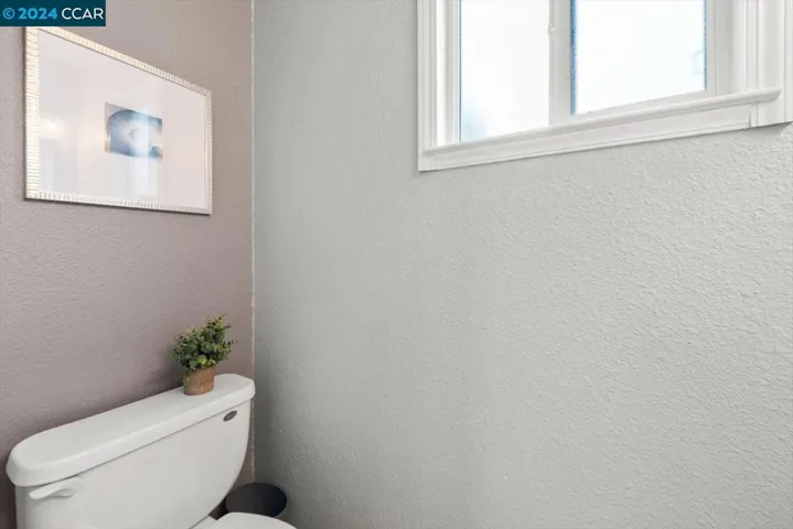 1580 Nicholas Dr, Concord, California 94520
