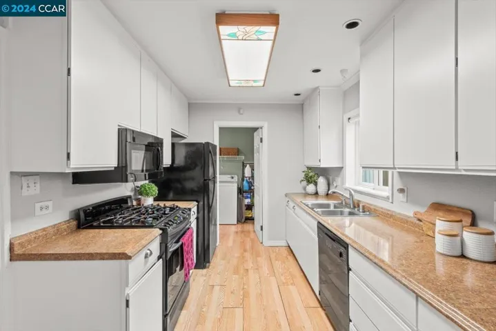 1580 Nicholas Dr, Concord, California 94520