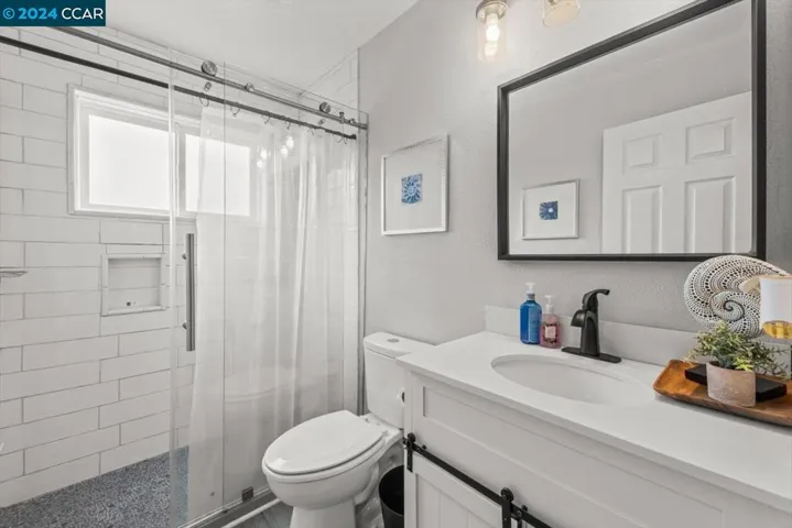 1580 Nicholas Dr, Concord, California 94520
