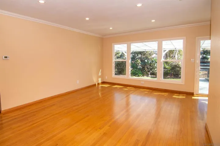 6383 50th St, San Diego, California 92120