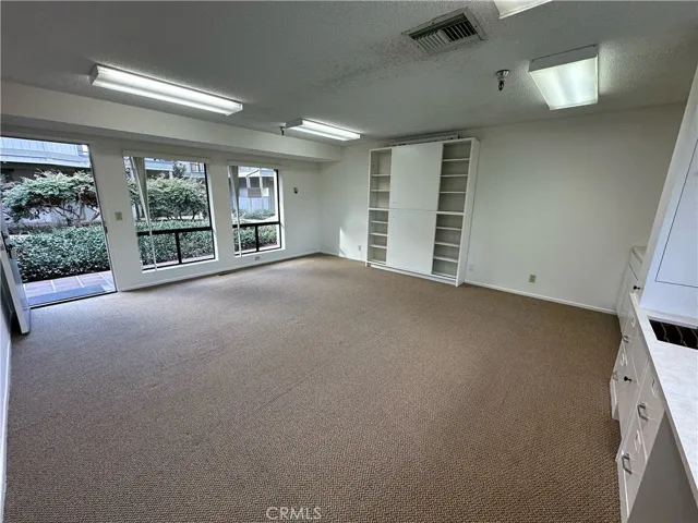 5290 Overpass Road 124, Santa Barbara, California 93111