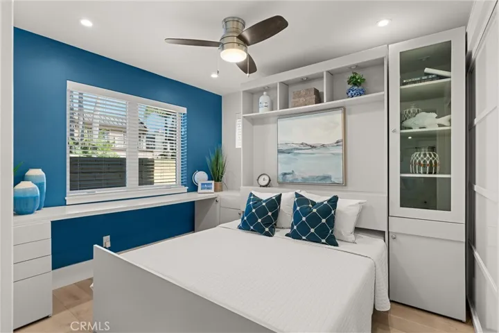 Downstairs bedroom with Murphy Bed