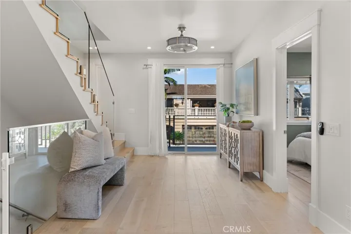 2nd floor flex space