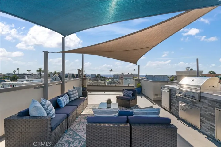 4th floor deck - with 360 degree views