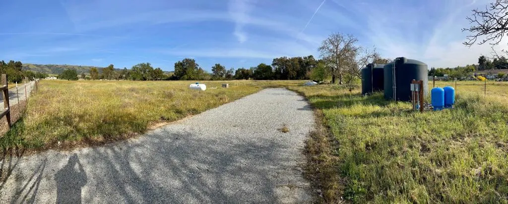 2590 Roop Road, Gilroy, California 95020