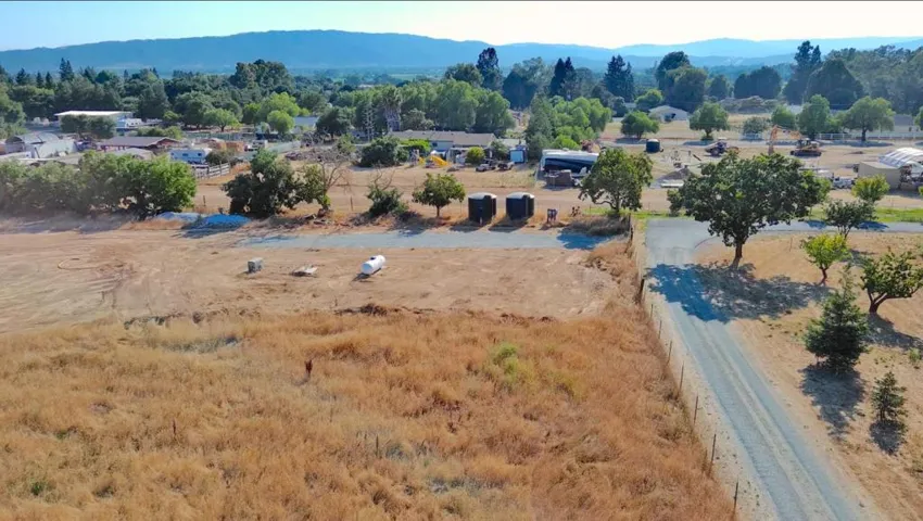 2590 Roop Road, Gilroy, California 95020