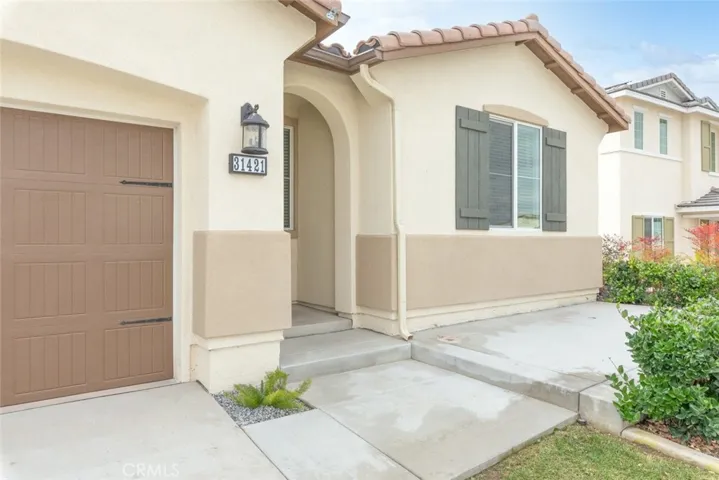 31421 Darlington Oak Drive, Winchester, California 92596
