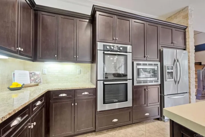 3437 Corte Fortuna, Carlsbad, California 92009
