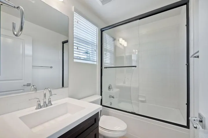 3437 Corte Fortuna, Carlsbad, California 92009