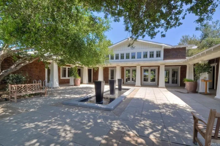 3437 Corte Fortuna, Carlsbad, California 92009