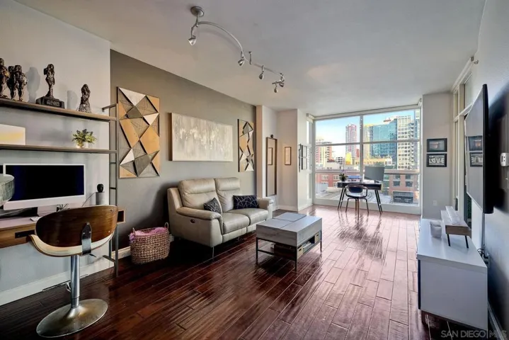 530 K St Unit 617, San Diego, California 92101