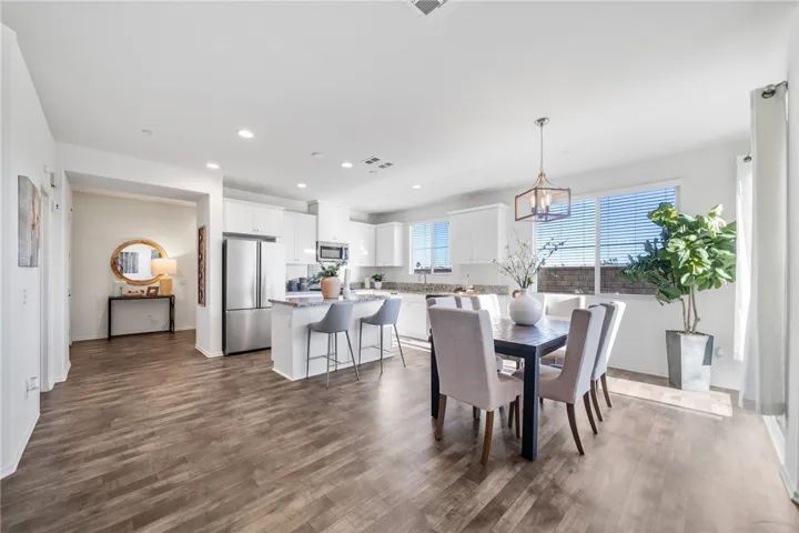 41428 Yellow Birch Street, Murrieta, California 92562
