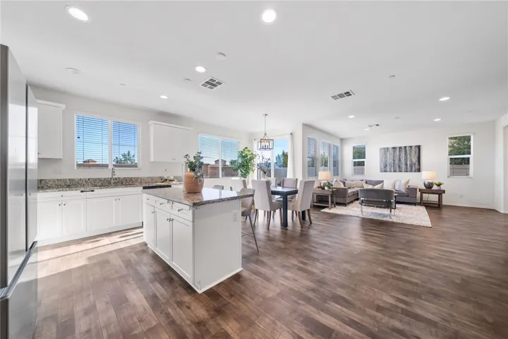 41428 Yellow Birch Street, Murrieta, California 92562