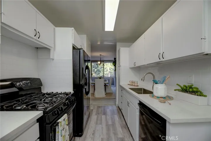 6315 Green Valley Circle 200, Culver City, California 90230
