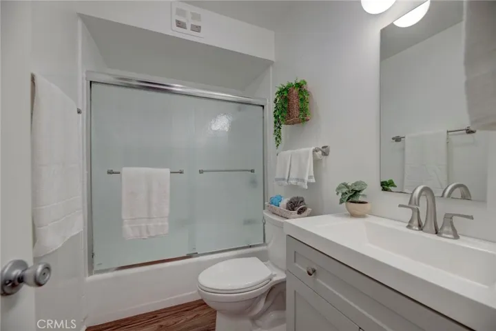 6315 Green Valley Circle 200, Culver City, California 90230
