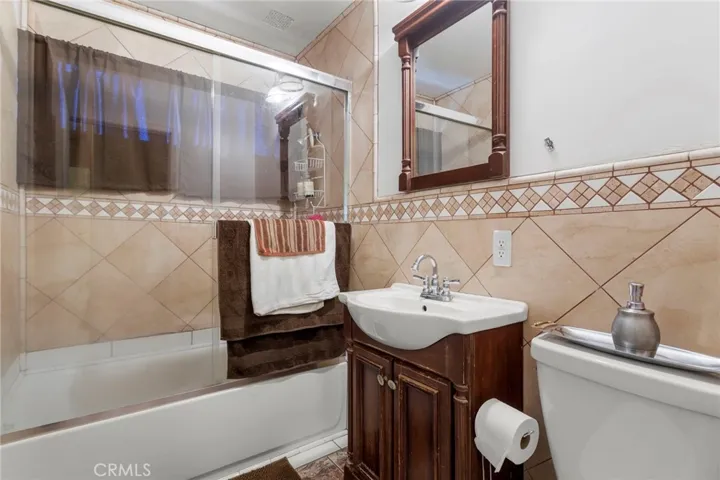 622 E Bonnie Brae Court, Ontario, California 91764