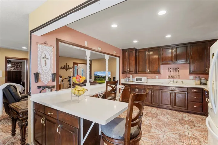 622 E Bonnie Brae Court, Ontario, California 91764