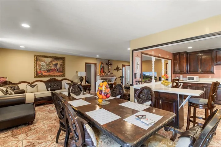 622 E Bonnie Brae Court, Ontario, California 91764