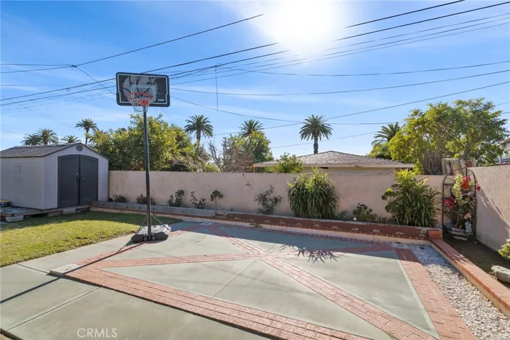 622 E Bonnie Brae Court, Ontario, California 91764