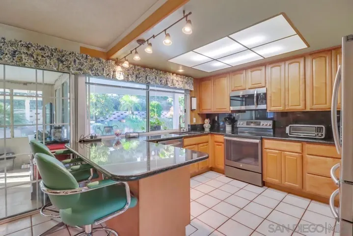 9610 St Andrews Dr, Santee, California 92071