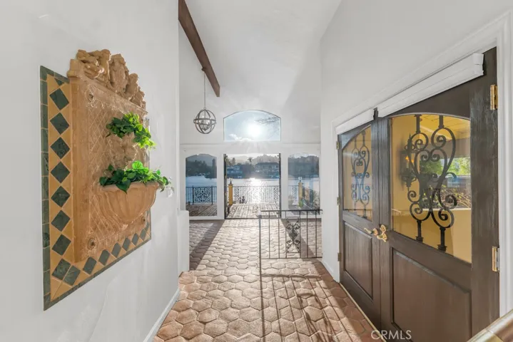 32220 Oakshore Drive, Westlake Village, California 91361