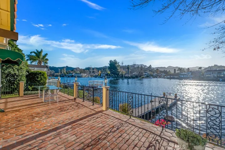 32220 Oakshore Drive, Westlake Village, California 91361