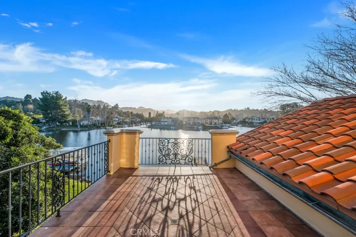 32220 Oakshore Drive, Westlake Village, California 91361