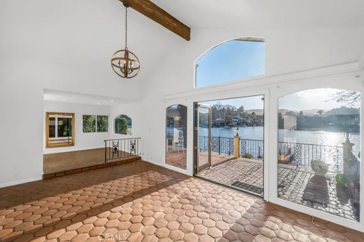 32220 Oakshore Drive, Westlake Village, California 91361