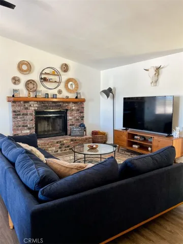 4694 Hooktree Road, 29 Palms, California 92277