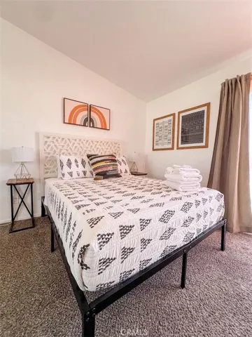 4694 Hooktree Road, 29 Palms, California 92277