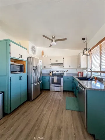 4694 Hooktree Road, 29 Palms, California 92277