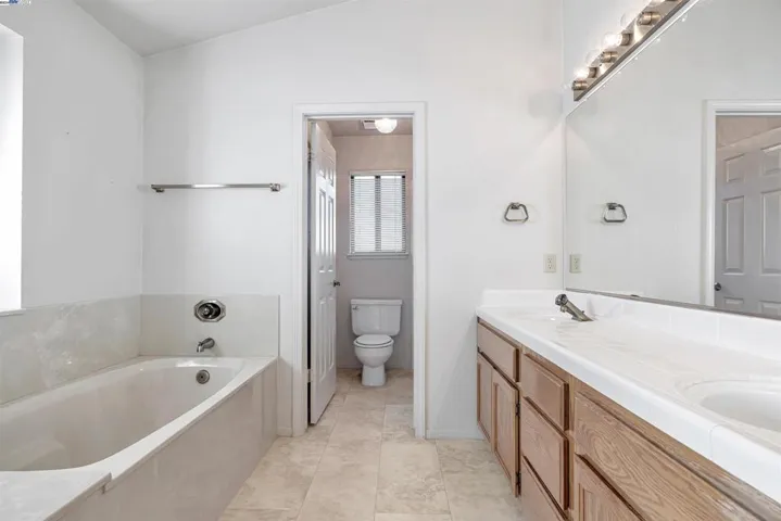 2209 Lodgepole Cir, Modesto, California 95358