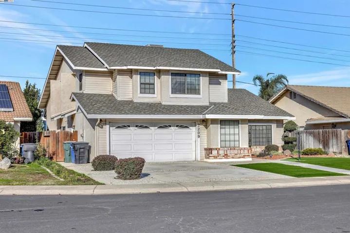 2209 Lodgepole Cir, Modesto, California 95358