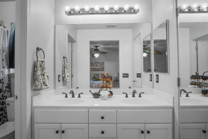 4204 Moon Rose Court, Turlock, California 95382
