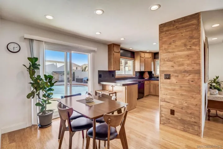 12979 Calle De Las Rosas, San Diego, California 92129