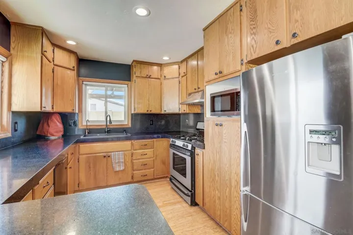 12979 Calle De Las Rosas, San Diego, California 92129