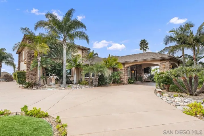 2272 Grace Lamay Ter, El Cajon, California 92019