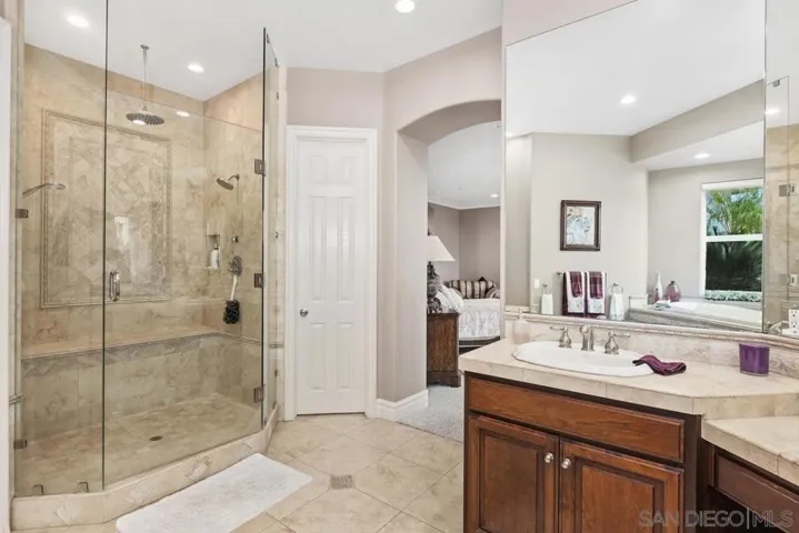 2272 Grace Lamay Ter, El Cajon, California 92019