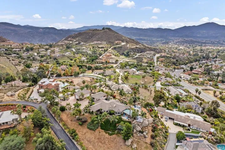 2272 Grace Lamay Ter, El Cajon, California 92019