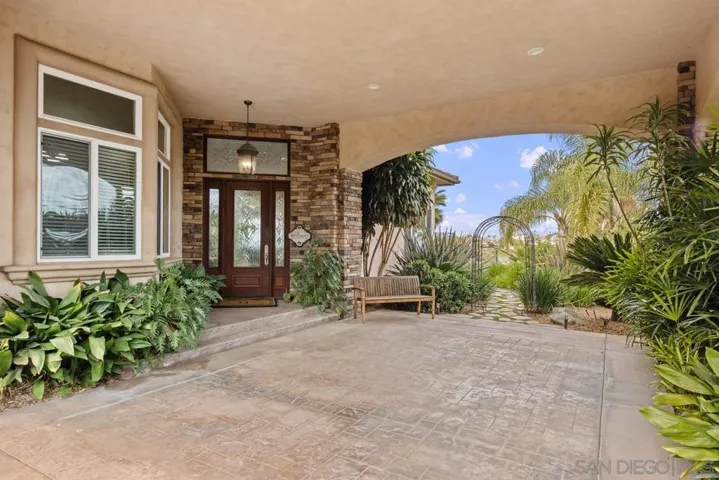 2272 Grace Lamay Ter, El Cajon, California 92019