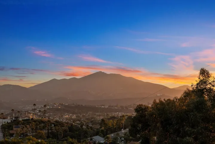 2272 Grace Lamay Ter, El Cajon, California 92019
