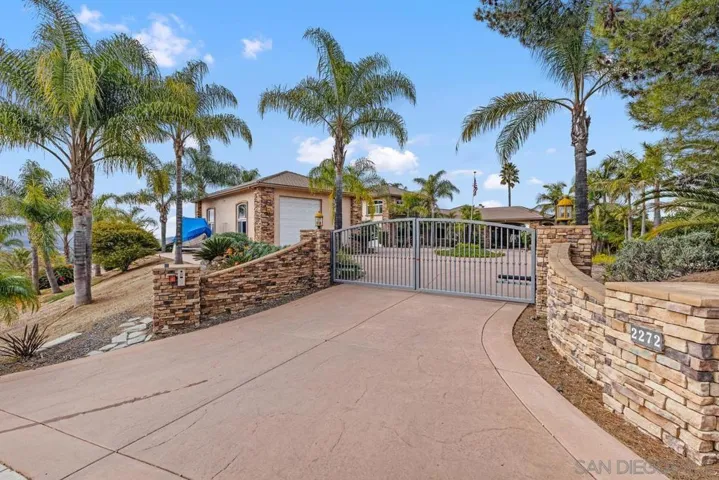 2272 Grace Lamay Ter, El Cajon, California 92019