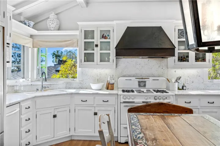 478 Linden, Laguna Beach, California 92651