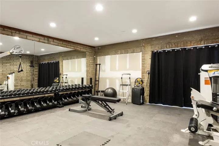 672 Golden West Drive, Redlands, California 92373