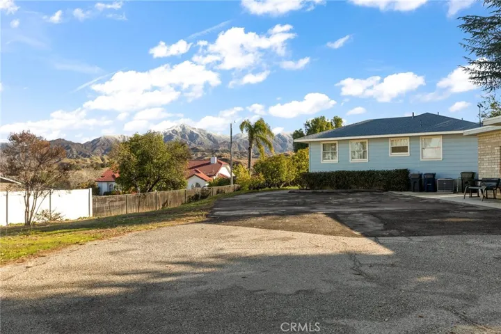 672 Golden West Drive, Redlands, California 92373