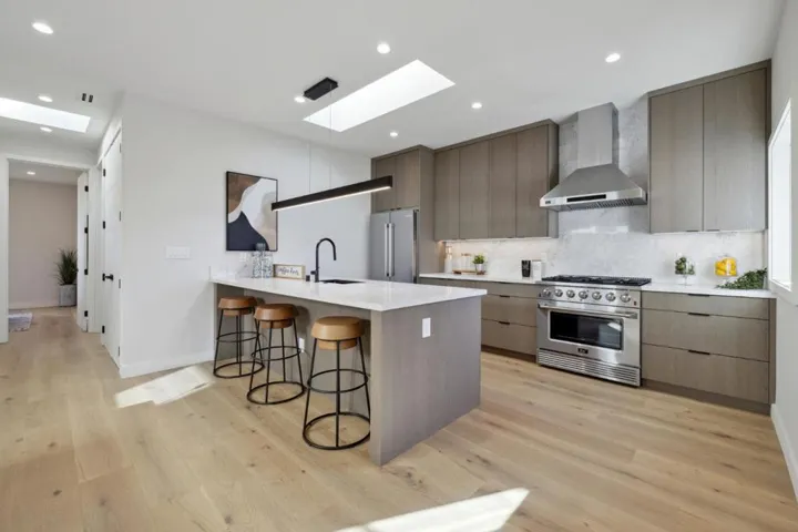 2426 24th Avenue, San Francisco, California 94116