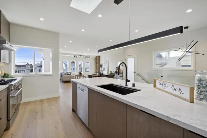 2426 24th Avenue, San Francisco, California 94116